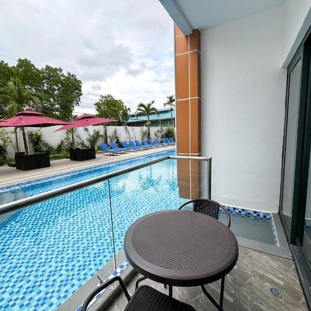 Venus Royale Hotel Coron Exteriér fotografie