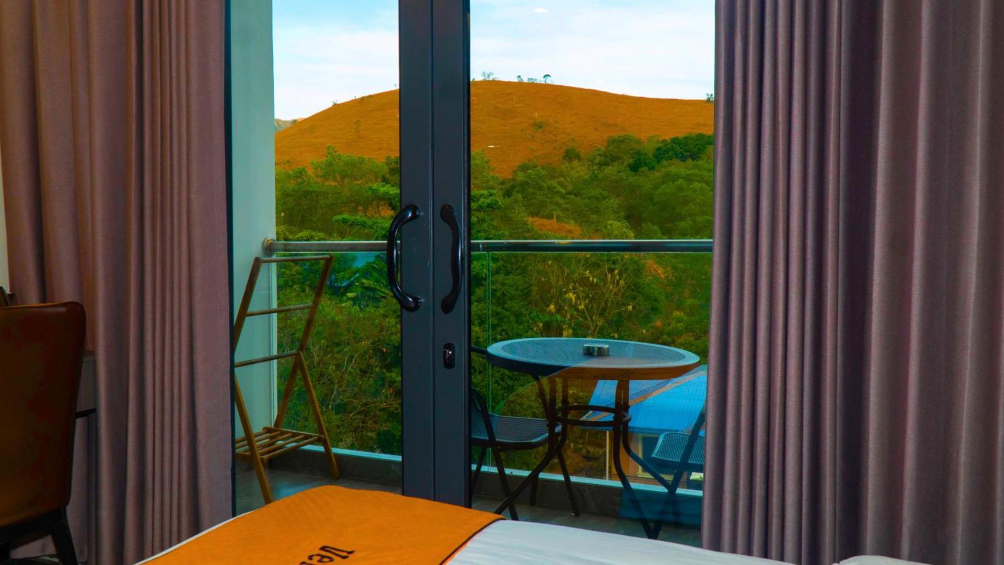 Venus Royale Hotel Coron Exteriér fotografie